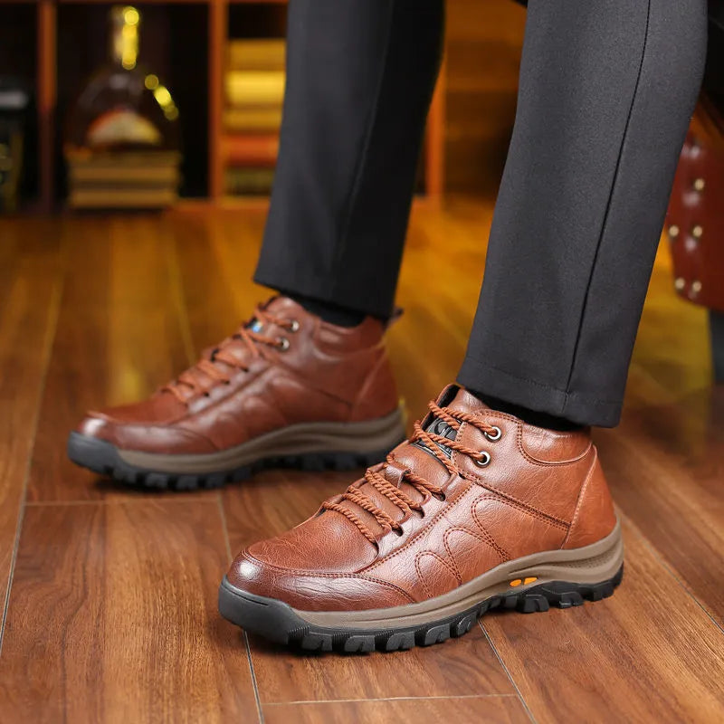 🔥50% zniżki dzisiaj, nie przegap!🐂 Męskie buty ortopedyczne wykonane są z wysokiej jakości włoskiej skóry bydlęcej 👞 Łagodzą ból ✅ Wygodne chodzenie