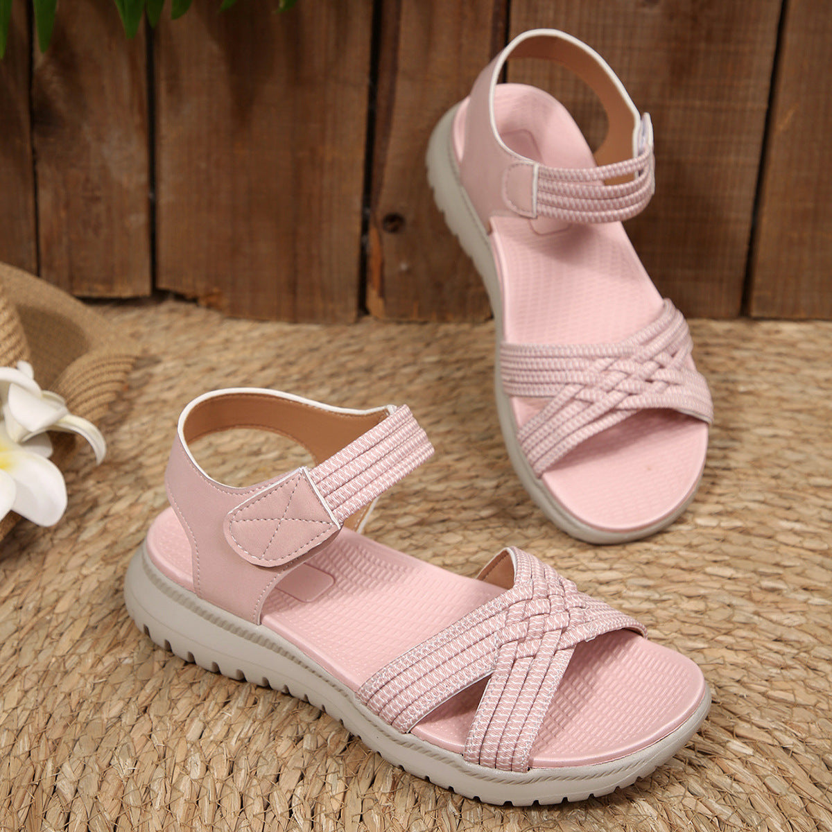 (🔥Specjalna oferta letnia - 50% zniżki, bezpłatna dostawa!) Klasyczne letnie damskie sandały ortopedyczne, łączące w sobie wsparcie i oddychalność✅ Zmniejszają nacisk podczas chodzenia, dzięki czemu stają się łatwiejsze i wygodniejsze.